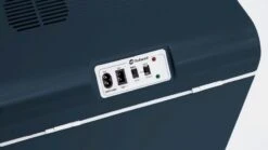 Outwell Ecocool Lite Elektrische Koelbox - 24 Liter - Donkerblauw 9 Outwell Ecocool Lite Elektrische Koelbox - 24 Liter - Donkerblauw -Bo-Camp Winkel 1069 1900 ecocool blauw 2