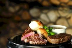 Cobb Pro Houtskoolbarbecue - Zwart -Bo-Camp Winkel 1267 1900 250y8468 1