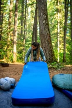 Therm-A-Rest MondoKing 3D 11.0 XW XL Zelfopblazende Slaapmat -Bo-Camp Winkel 1900 1267 2020 thermarest oregon 3sisters geiser 0623 1