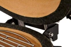 Kamado Joe Junior Barbecue -Bo-Camp Winkel 800 1200 kamadojoejr hinge3 cmyk